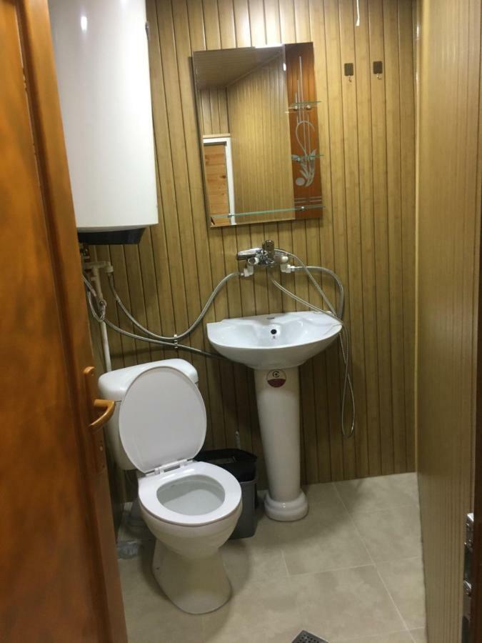 Hotel Texas Тбилиси Екстериор снимка